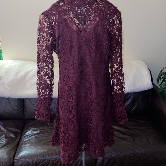 Lace Fit & Flare Dress retail $150 Miia Size 14 Burgundy Grape wine - Picture 4 of 15